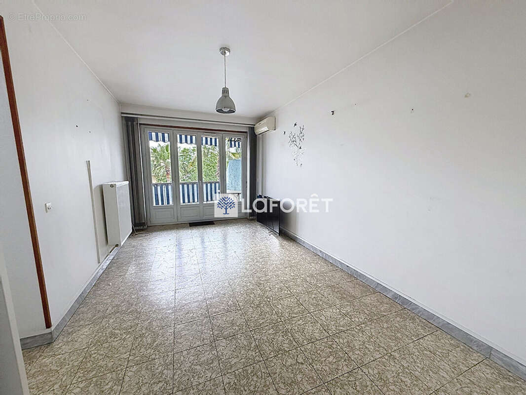 Appartement à CAGNES-SUR-MER