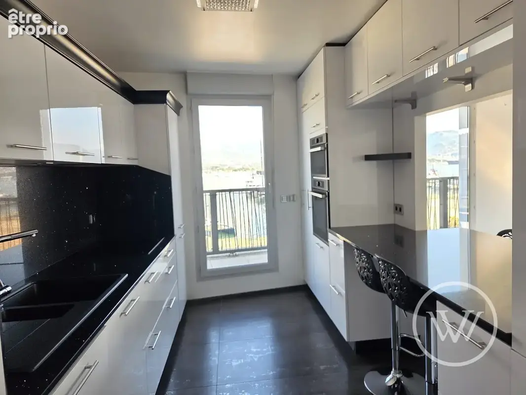 Appartement 4 pièces 94 m² à vendre à La Seyne-Sur-Mer (83500) - photo 4