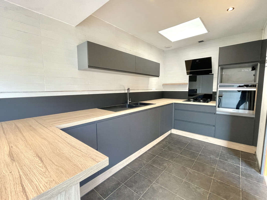 Maison à SAINT-QUENTIN