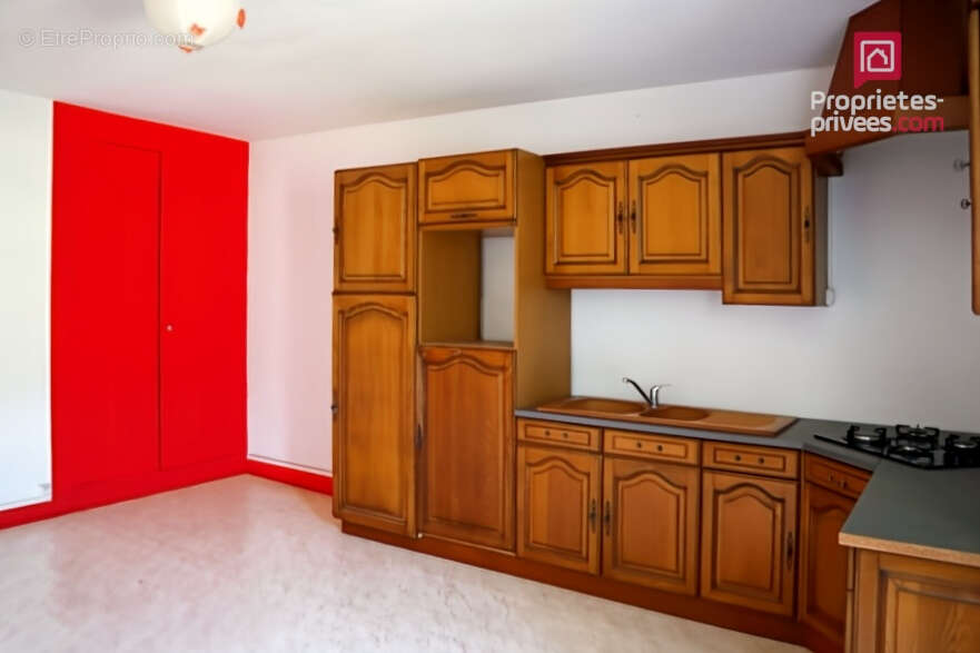 Maison à VARNEVILLE