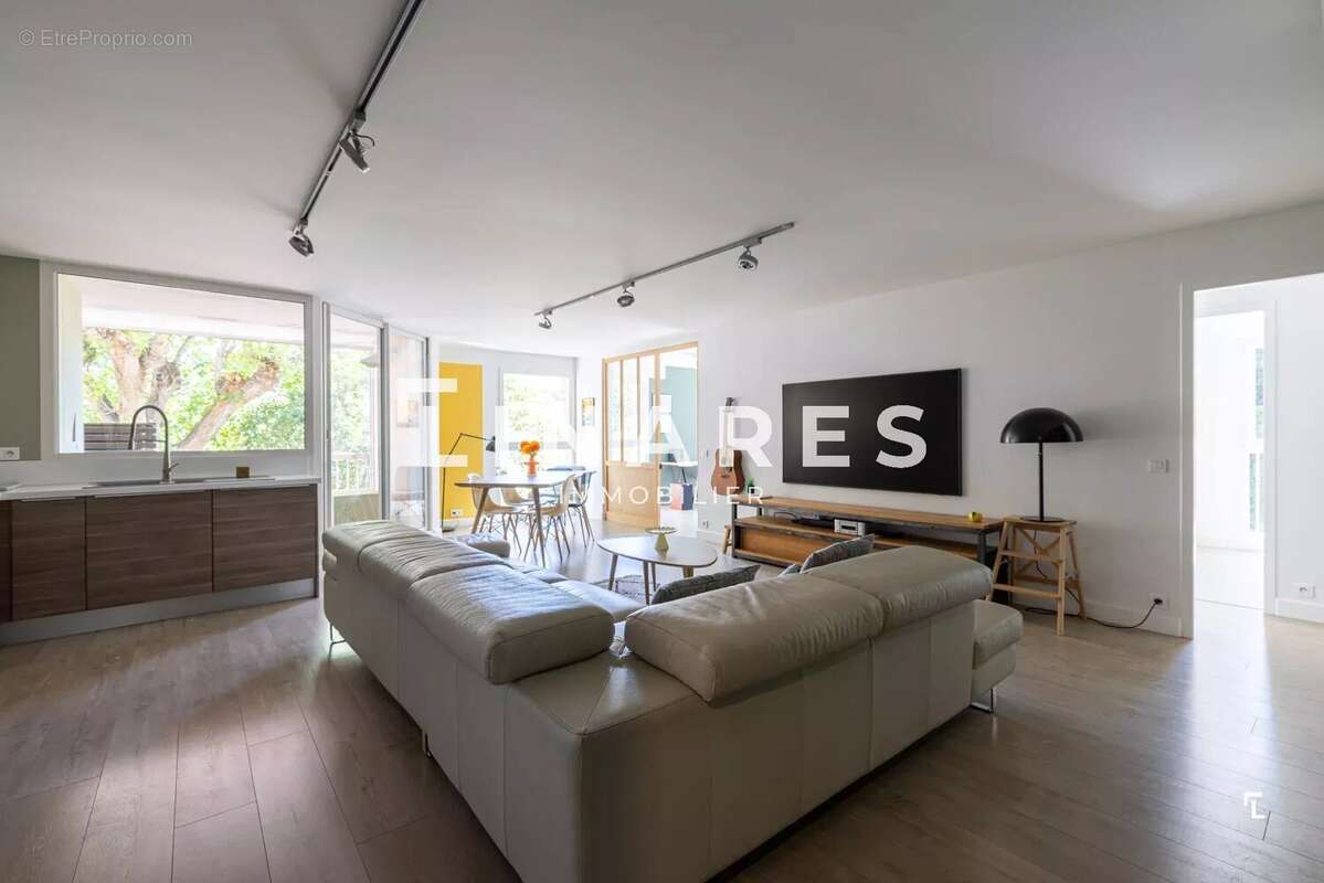 CÔTÉ PARC - Appartement T4 de 82m2 - Terrasse - Parking - 13012 BEAUMONT - photo 7