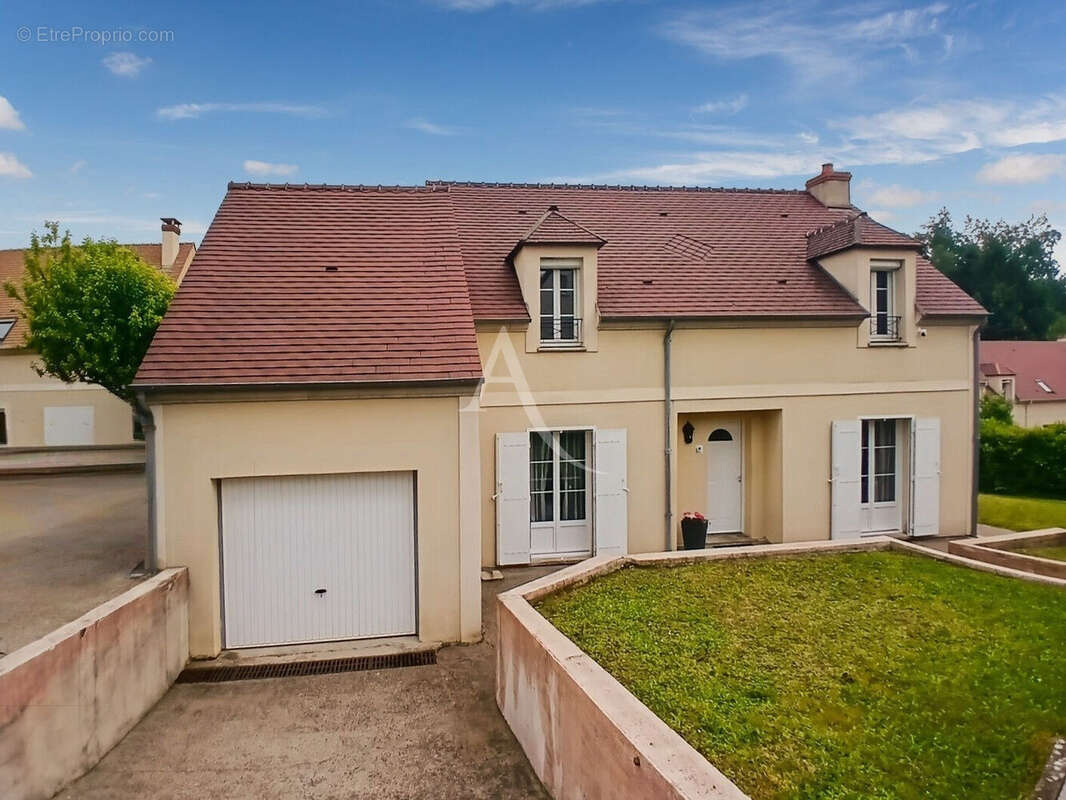 Maison à US