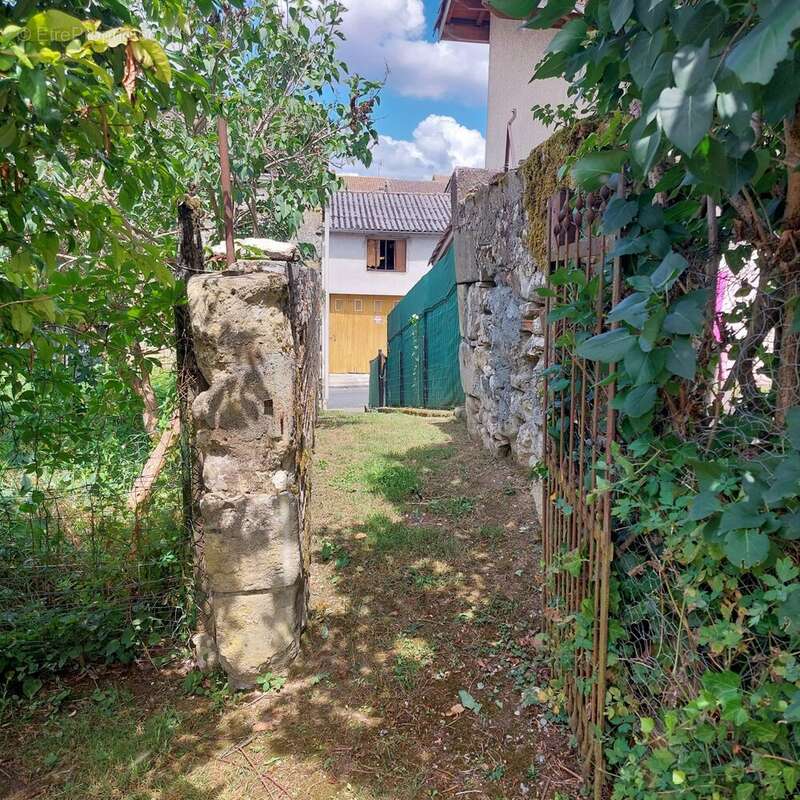 Maison à MIRAMONT-DE-GUYENNE