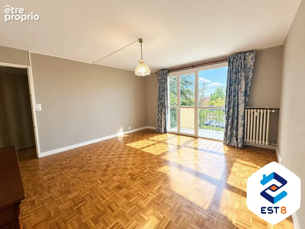 Appartement 4 pièces 71 m² à vendre à Compiegne (60200) - photo 2