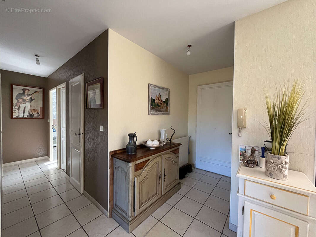 Maison à L'ISLE-SUR-LA-SORGUE