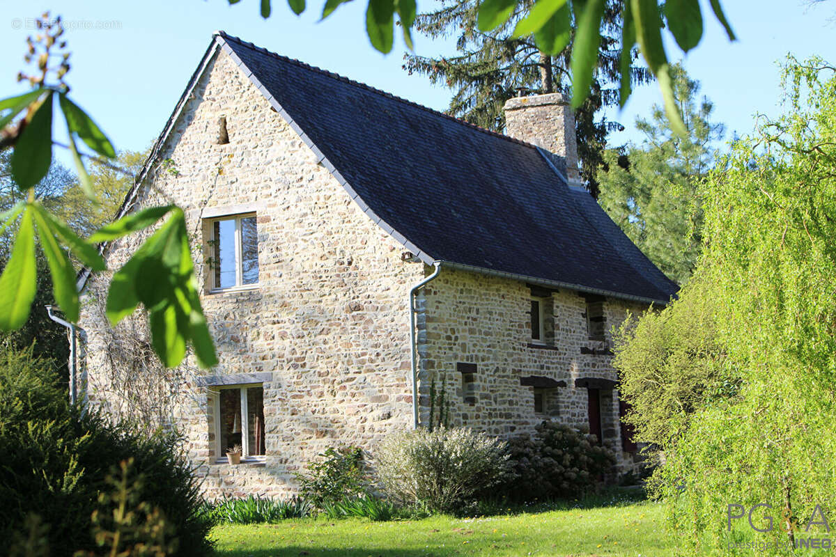 Maison à ERCE-PRES-LIFFRE