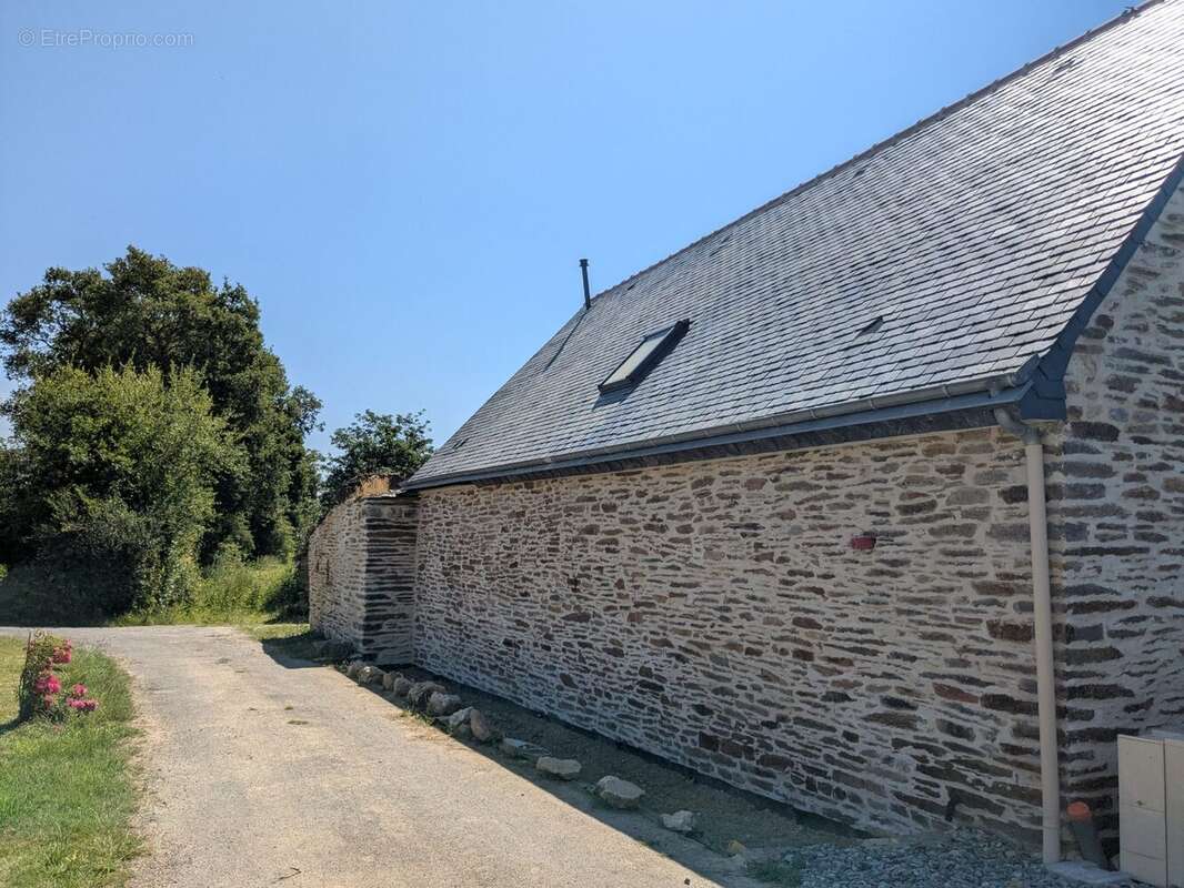 Maison à LA GACILLY