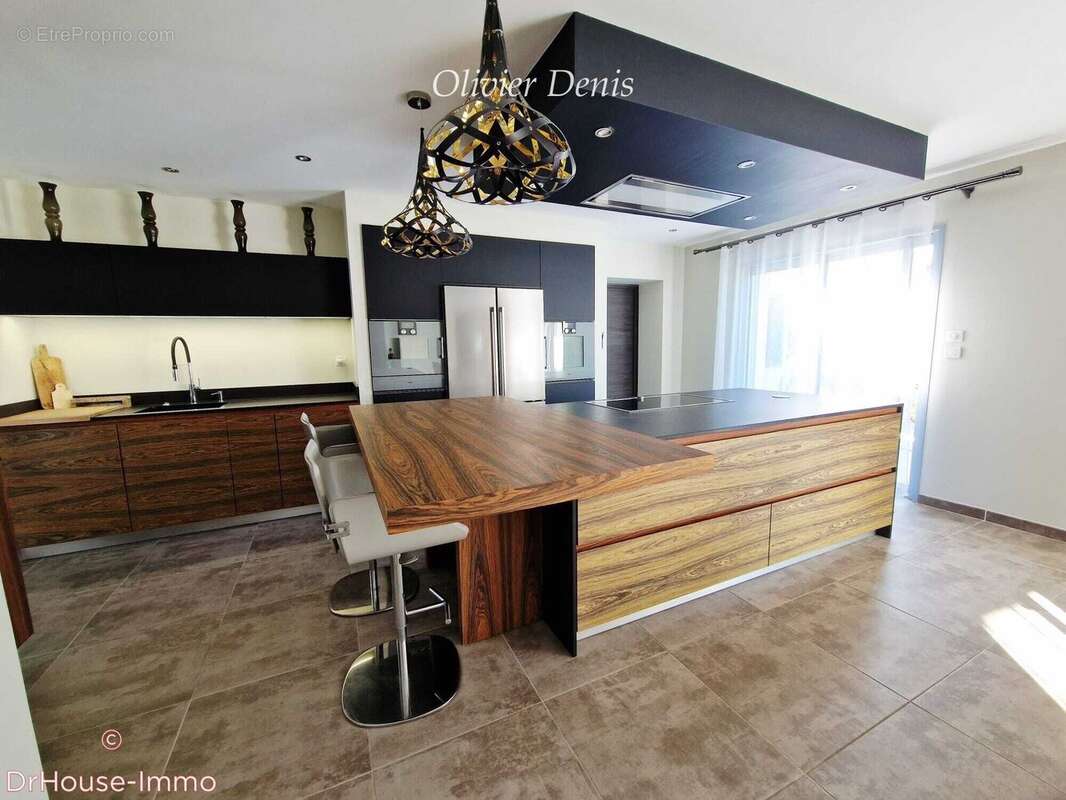 Maison à SAINT-SATURNIN-LES-APT