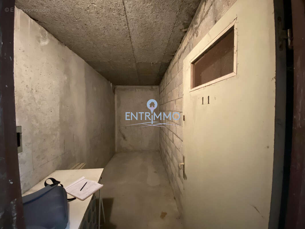 CAVE - Appartement à AIX-LES-BAINS