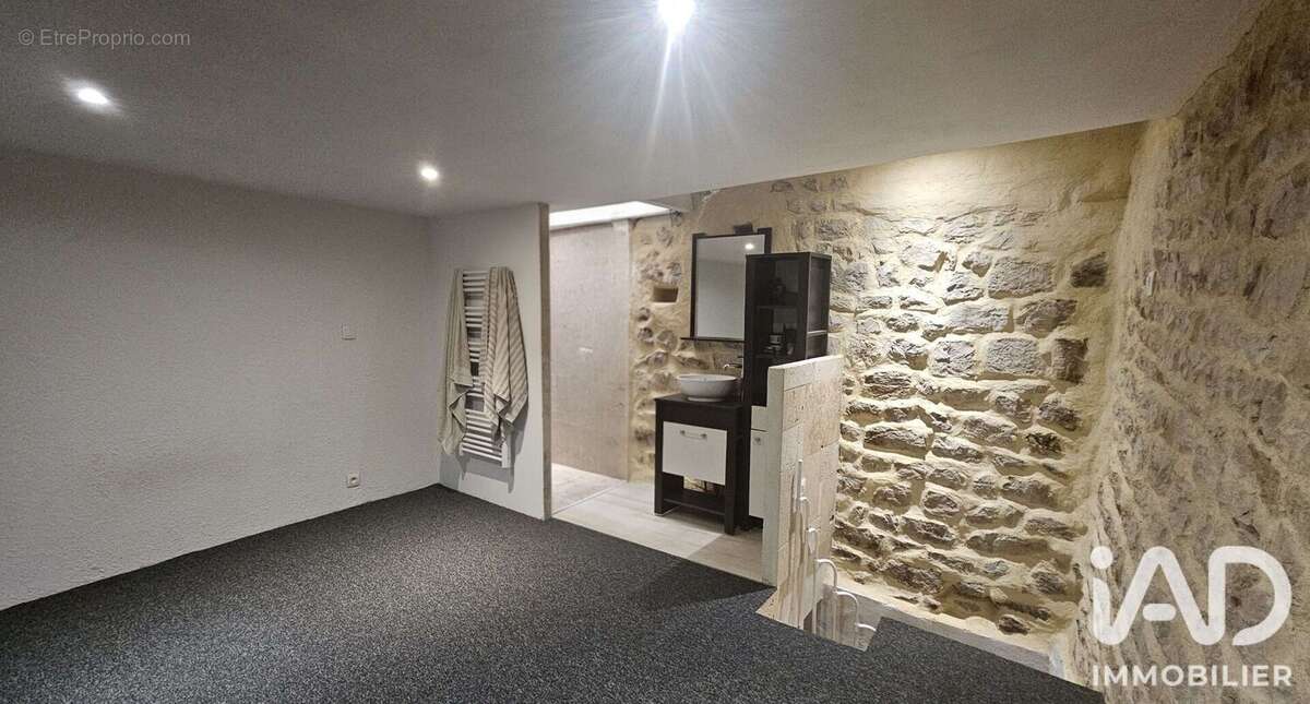 Photo 5 - Appartement à SAINT-MAXIMIN-LA-SAINTE-BAUME