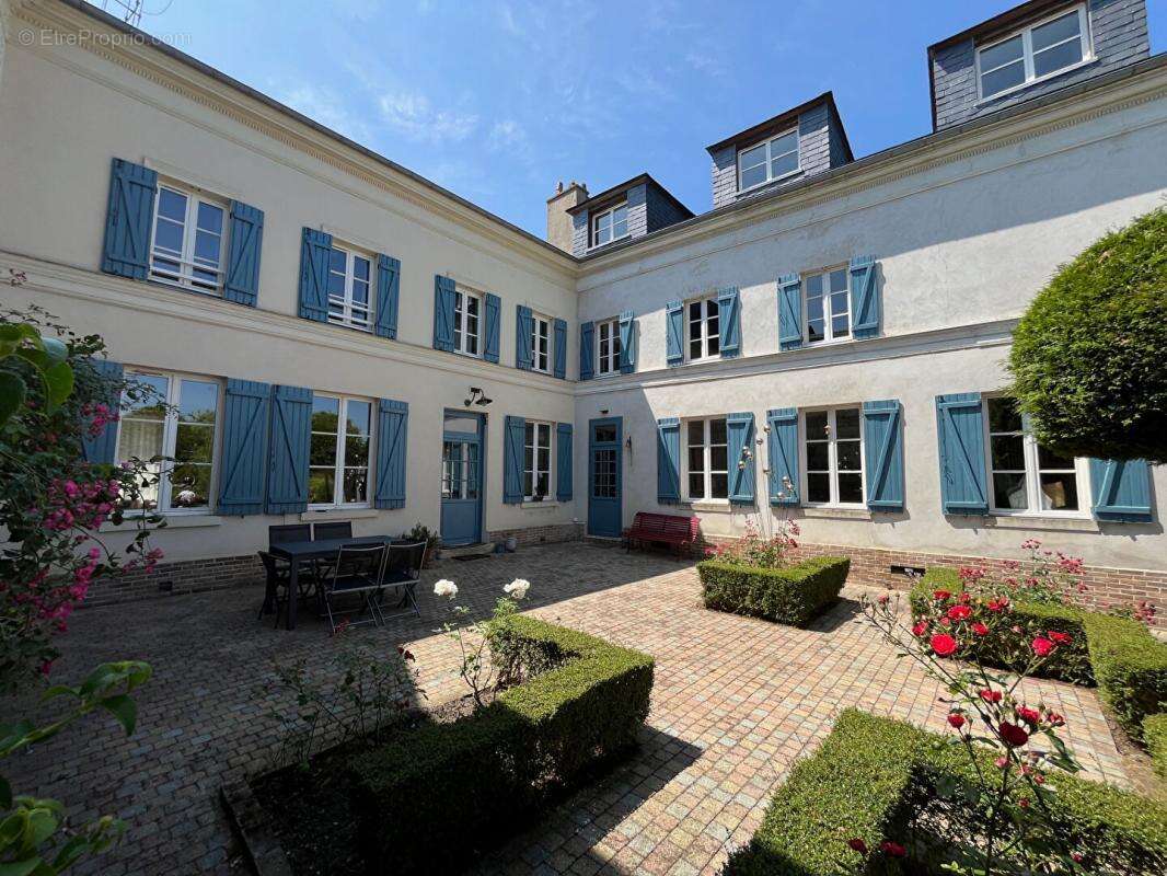 Maison à GOURNAY-EN-BRAY