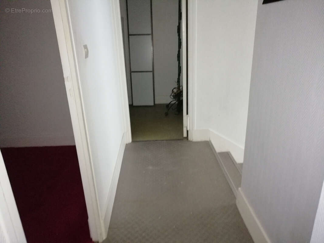 Nevers centre maison  local commercial et appartement au dessus - photo 6