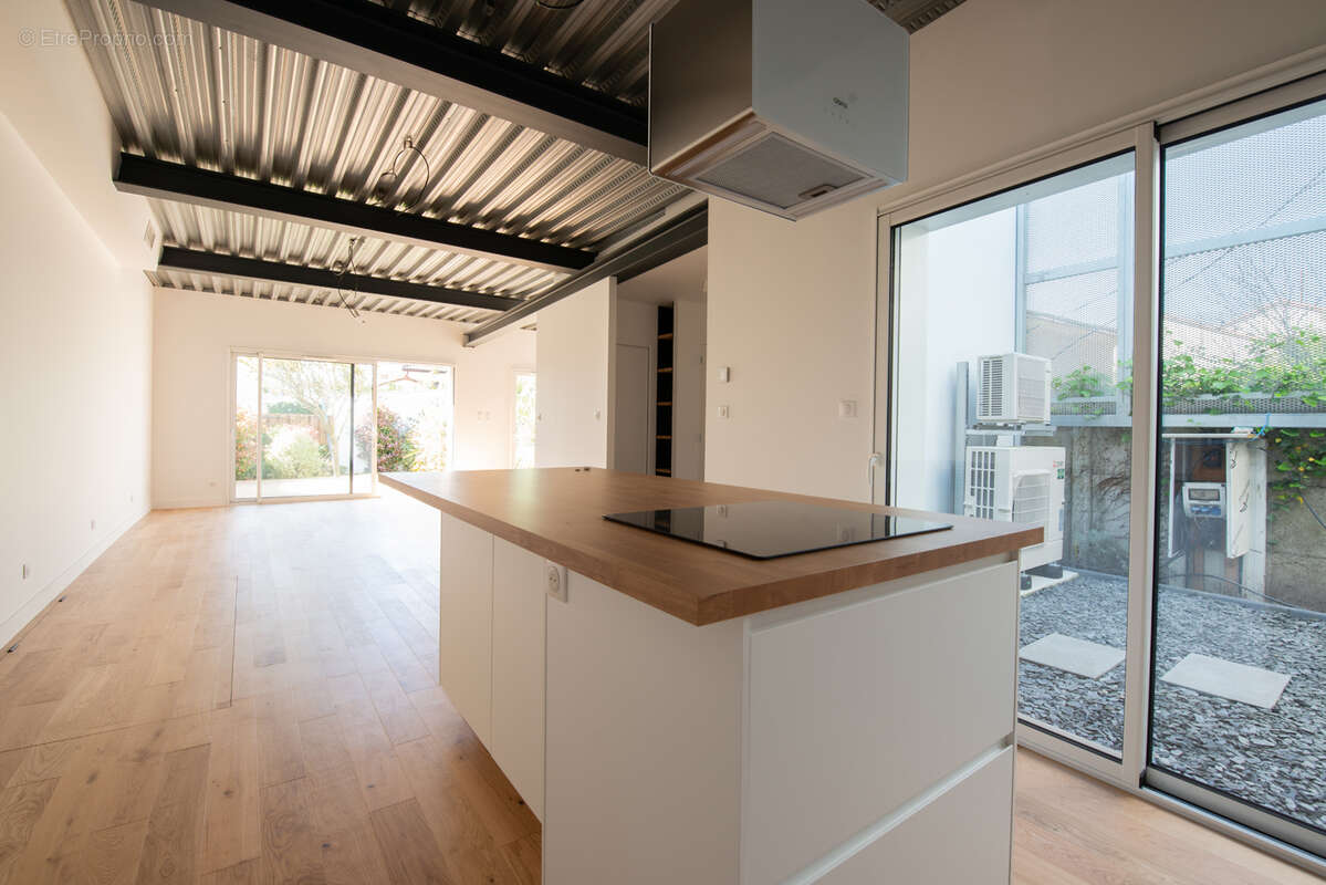 Maison à BORDEAUX