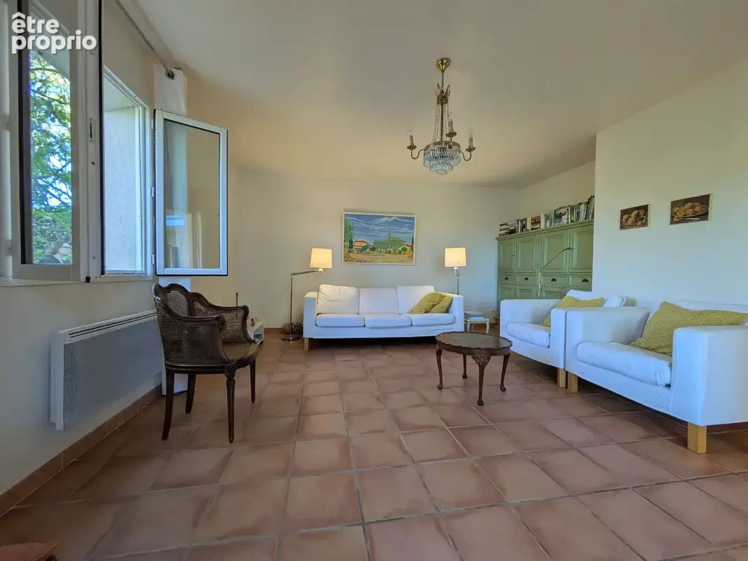 Maison familiale avec piscine, jardin arboré et terrain de pétanque - photo 13
