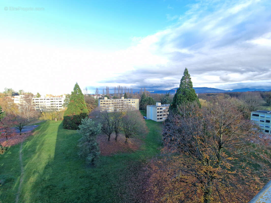 Appartement à FERNEY-VOLTAIRE