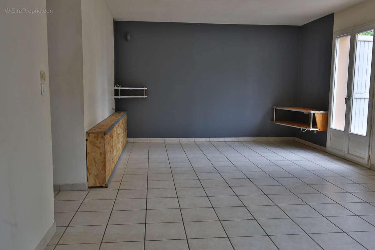 A vendre sur la commune de Diémoz, une maison de type 4 d'une superficie de 96.45 m2 habitable Terrain 154 m2 - photo 6