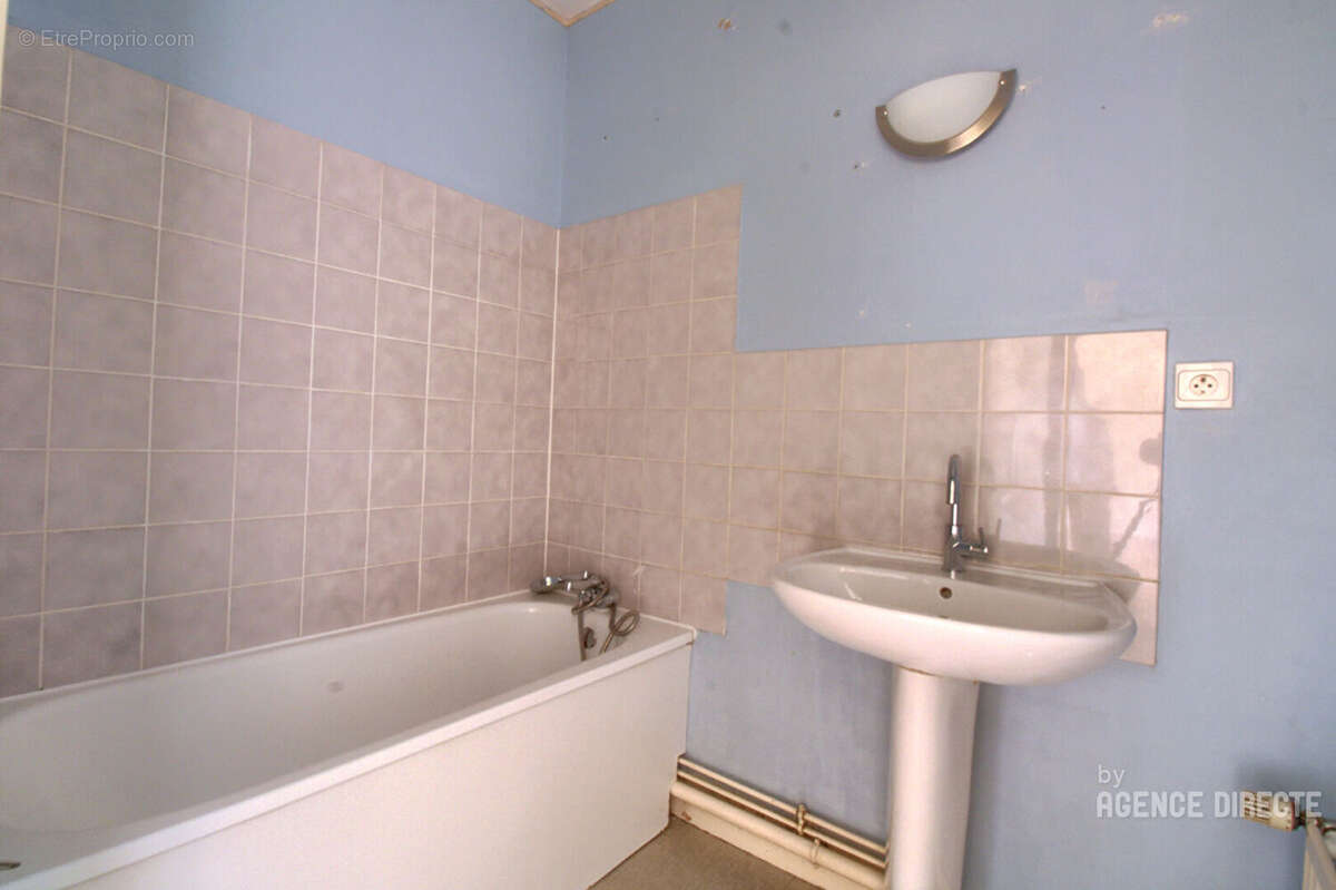 Appartement à SAINT-JACQUES-DE-LA-LANDE