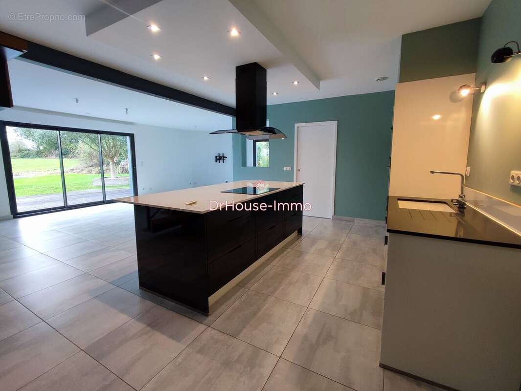 Maison à RUCQUEVILLE