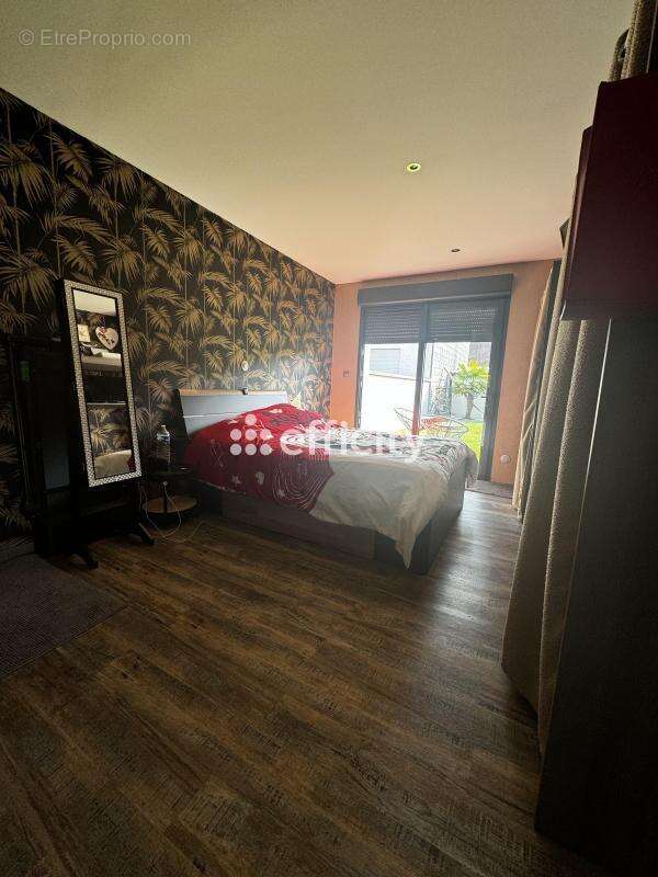 Maison à BRUAY-SUR-L&#039;ESCAUT