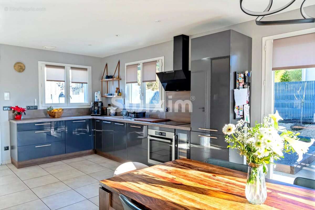 Maison à ANTHY-SUR-LEMAN