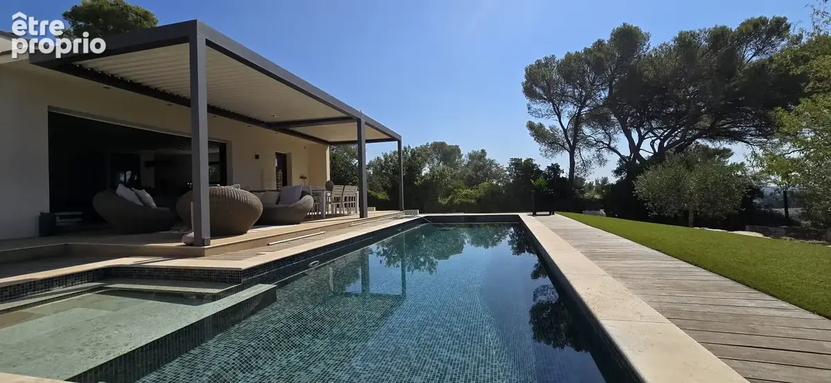Maison 4 pièces 138 m² à vendre à Nimes (30000) - photo 3