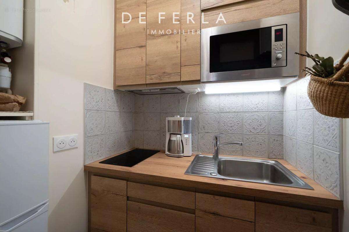 Appartement à PARIS-7E