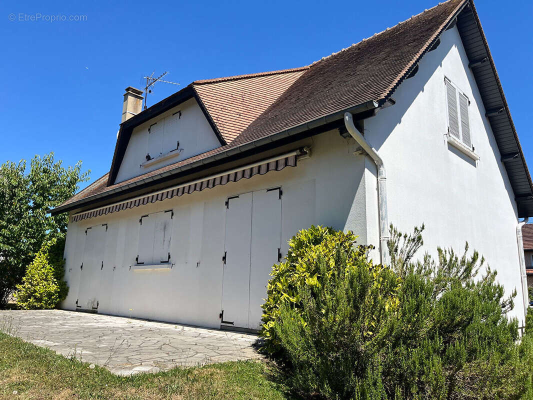 Maison 6 pièces à vendre à Louviers - photo 2