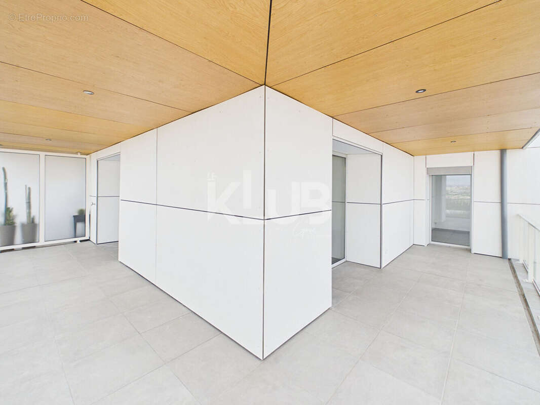 Appartement à MARSEILLE-8E