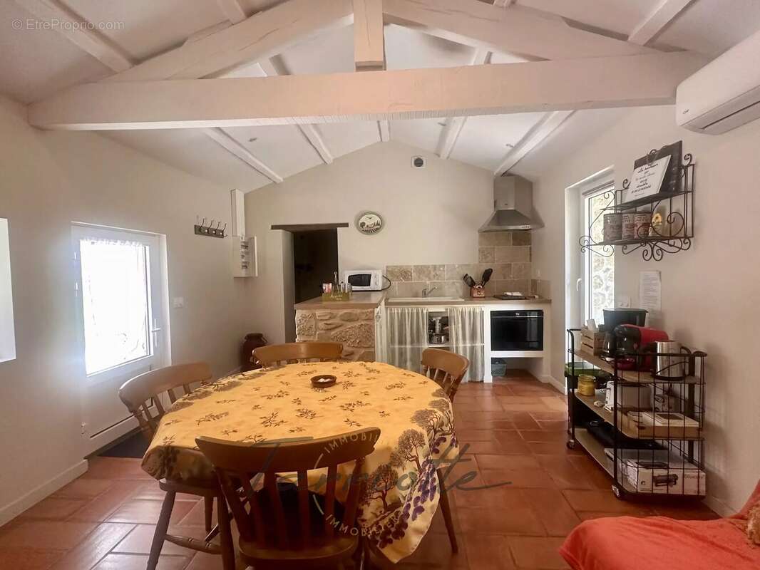 Maison à GRIGNAN