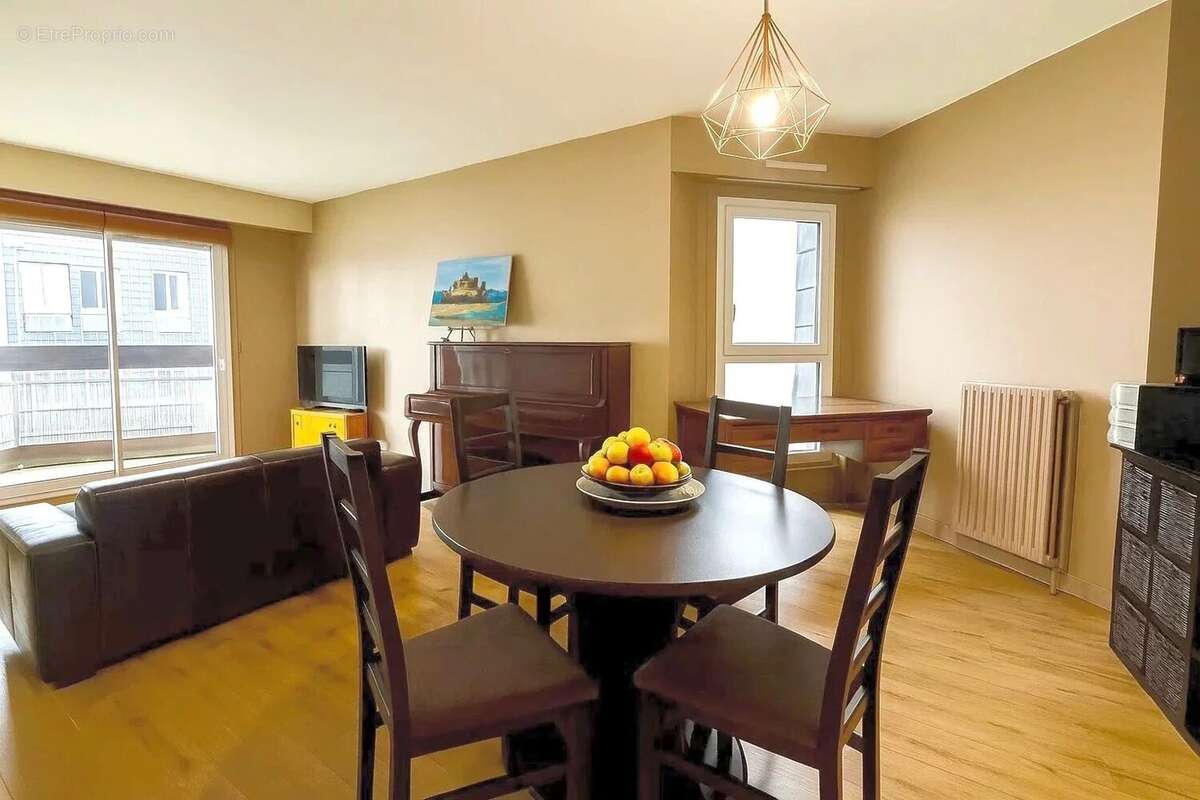 Exclusivite - beau t3 avec ascenseur / balcon /parking - photo 4