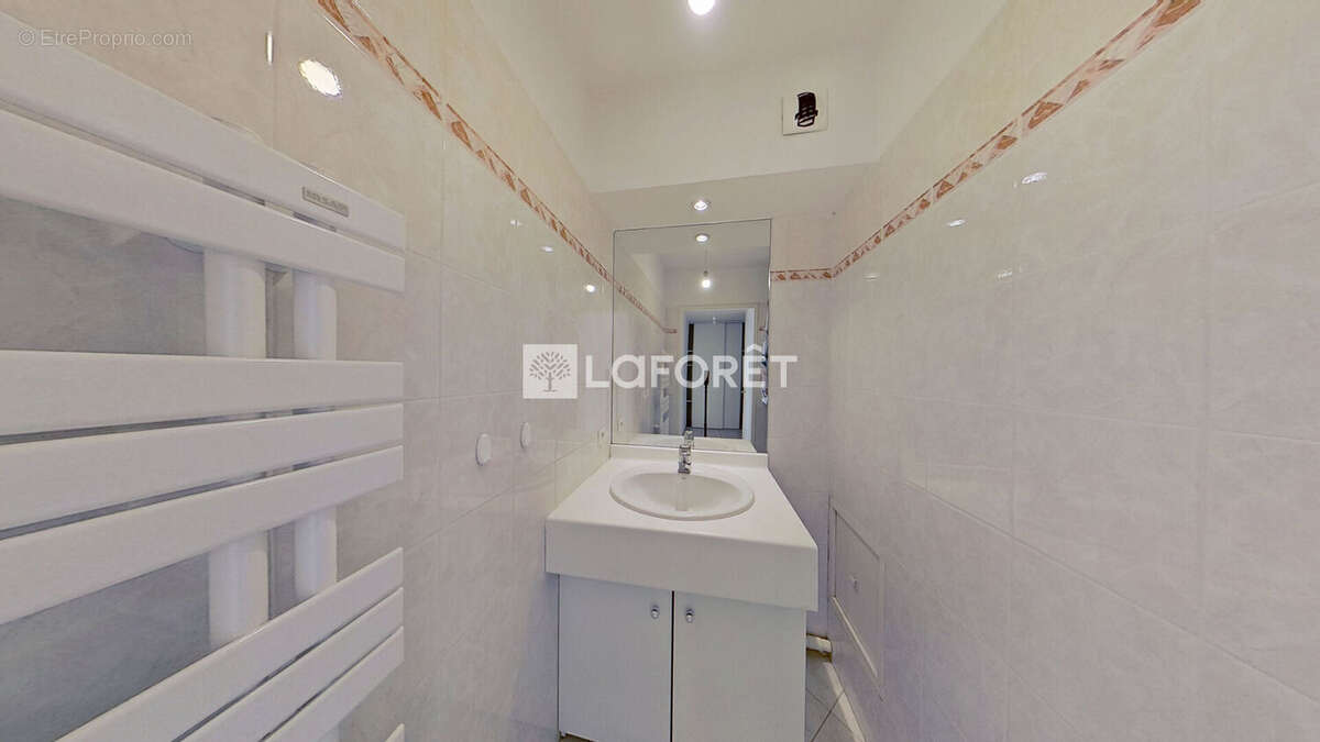 Appartement à LYON-8E