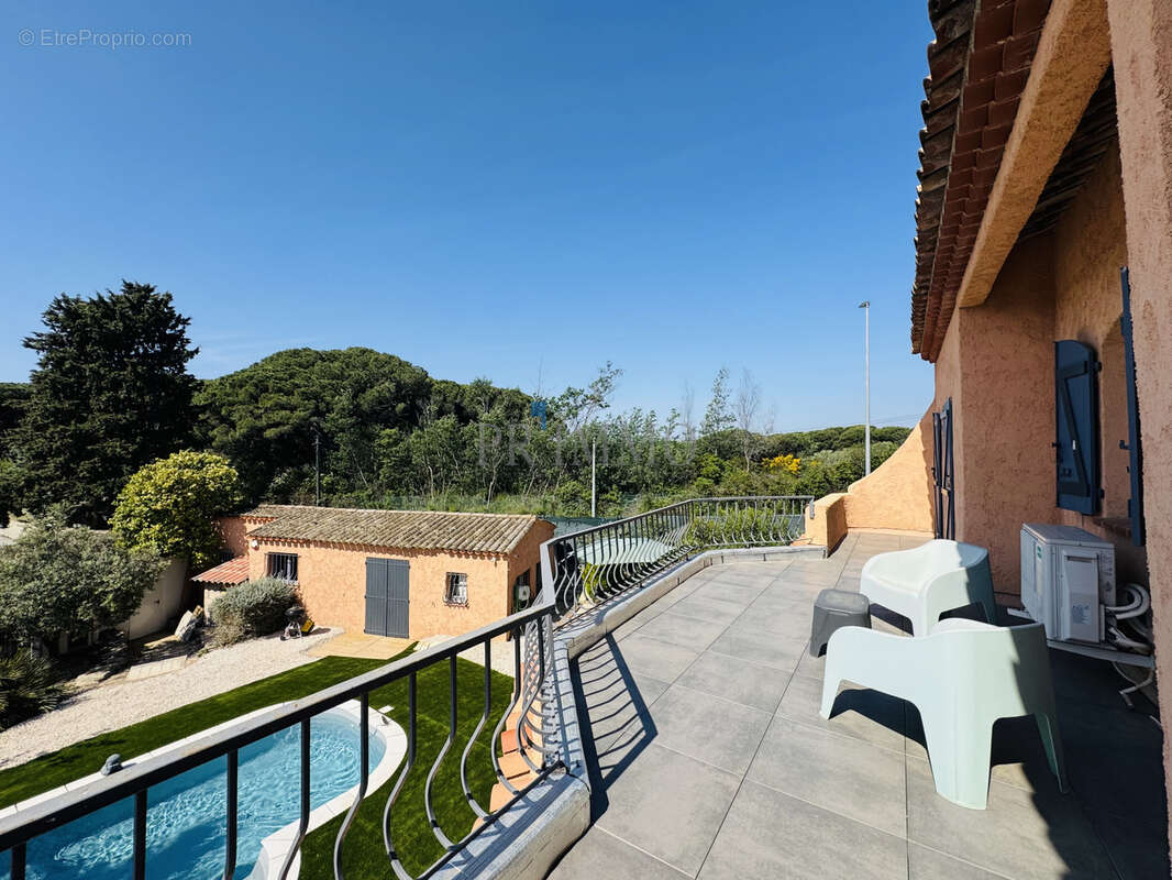 Maison à FREJUS
