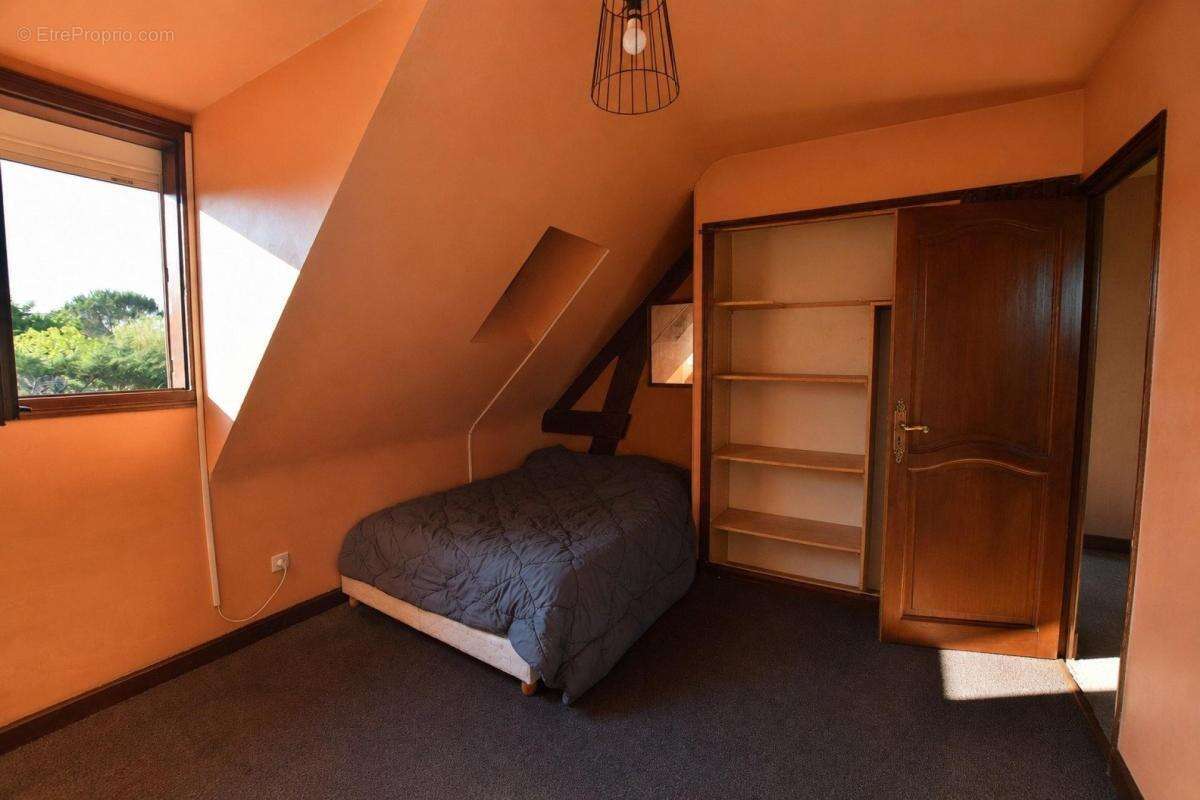 Maison sur les hauteurs - photo 9