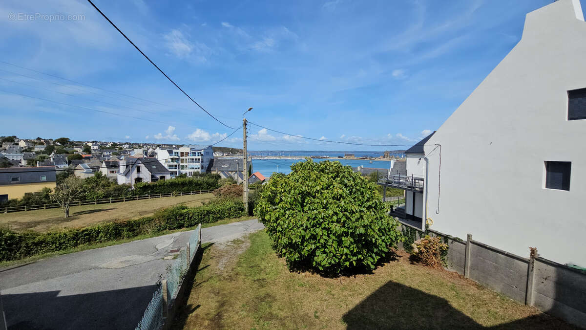 Maison à CAMARET-SUR-MER