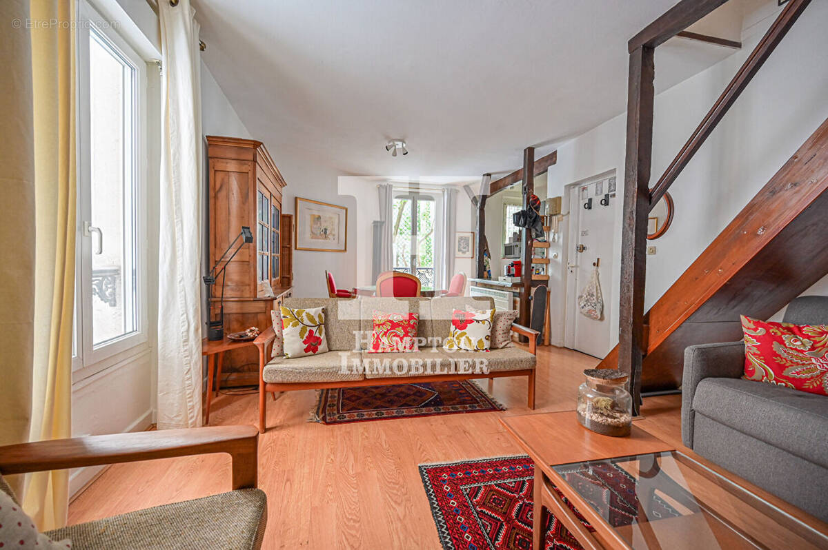 Appartement à PARIS-19E