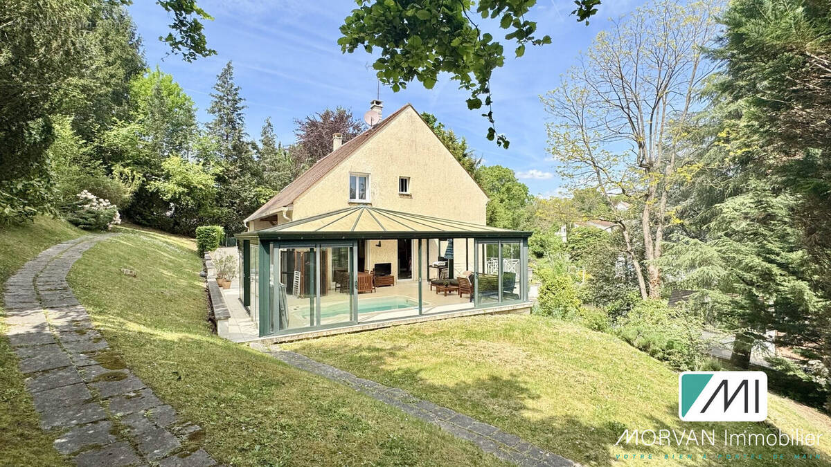 Maison à LEVIS-SAINT-NOM