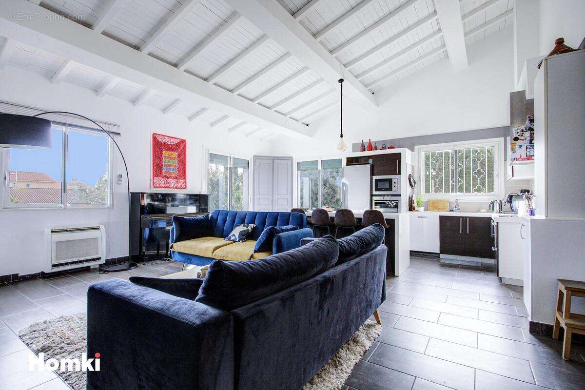 Maison à SAINT-ESTEVE