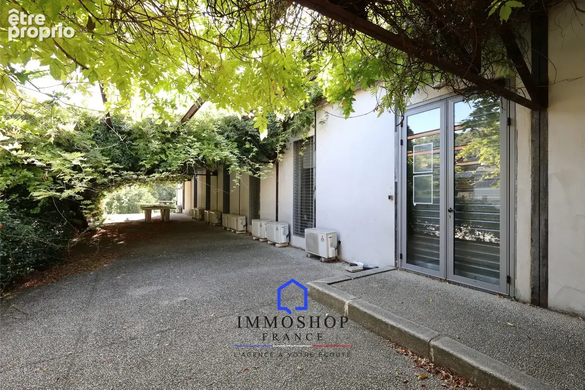 Marseille 15e - foncier d'activité de 4 956 m2 - immobilier d'entreprise - photo 2