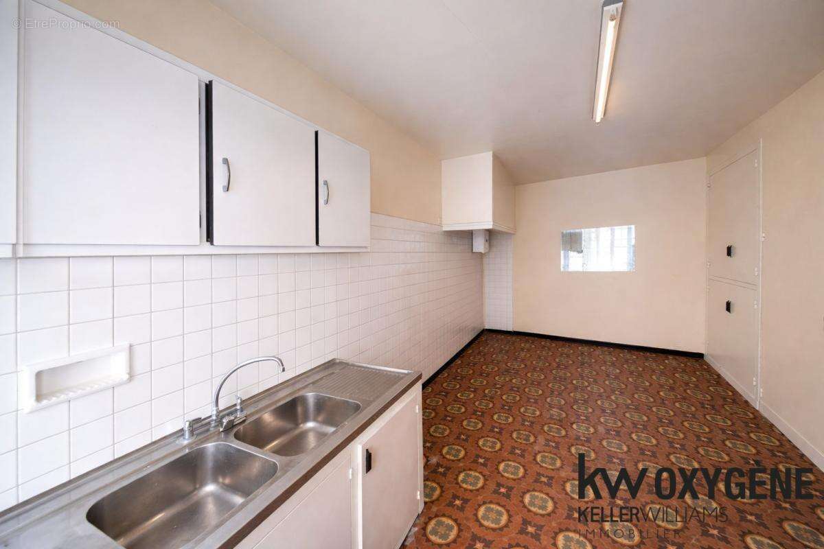 Maison à LATOUR-DE-FRANCE