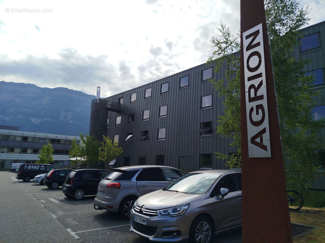 Commerce à AIX-LES-BAINS