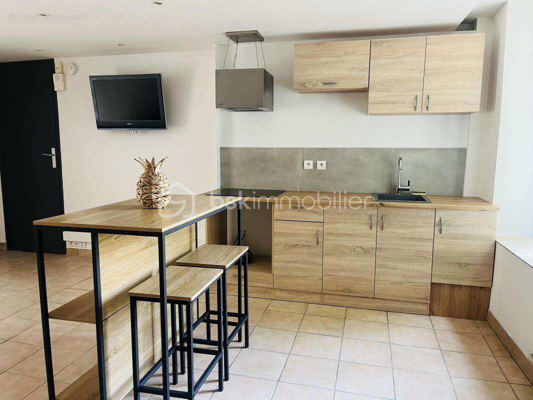 Maison lumineuse avec jardin, terrasse et 2 places de stationnement - photo 2