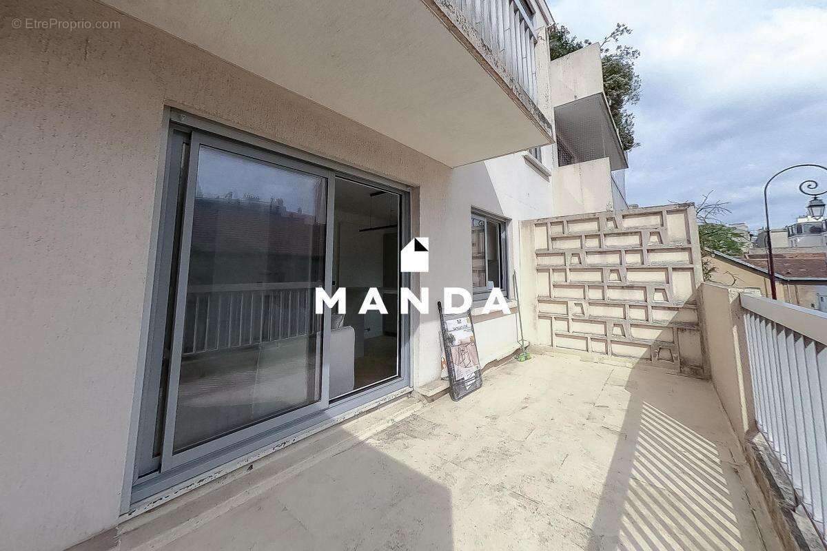 Appartement à NANTERRE