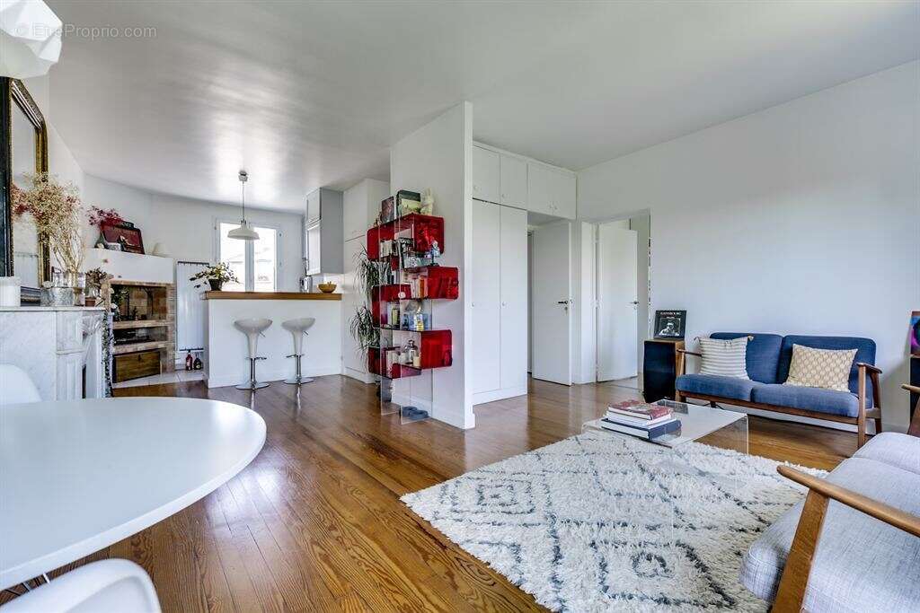 Appartement à PARIS-12E