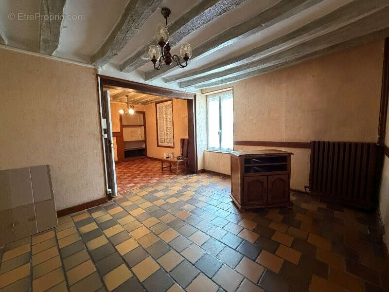 Maison à AUTHON-DU-PERCHE