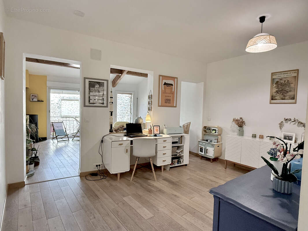 Maison de village avec garage, studio et un extérieur de 75 m2 - photo 7