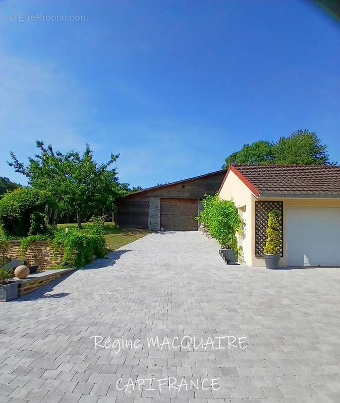Elégante longère rénovée – 116 m² env– 3 chambres – Extérieurs raffinés -  Rareté & coup de cœur – Secteur Villers‑Bocage - photo 23