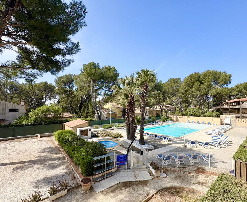 Appartement à SANARY-SUR-MER