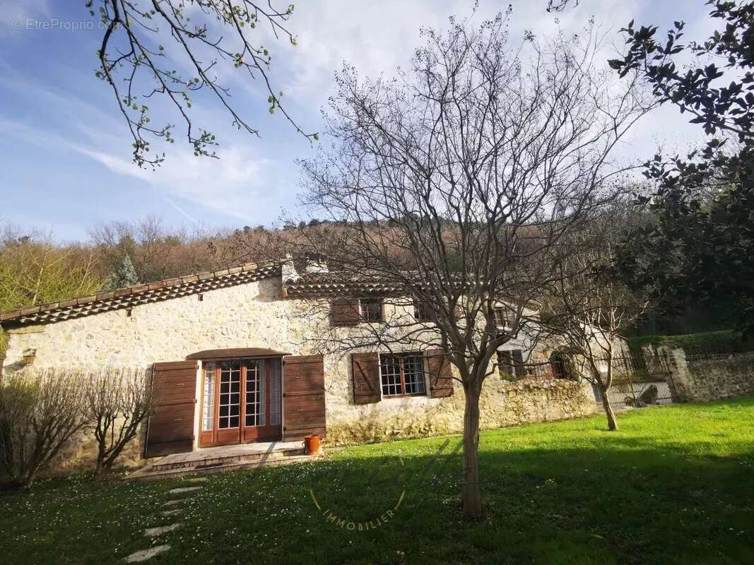 Maison à SAVASSE