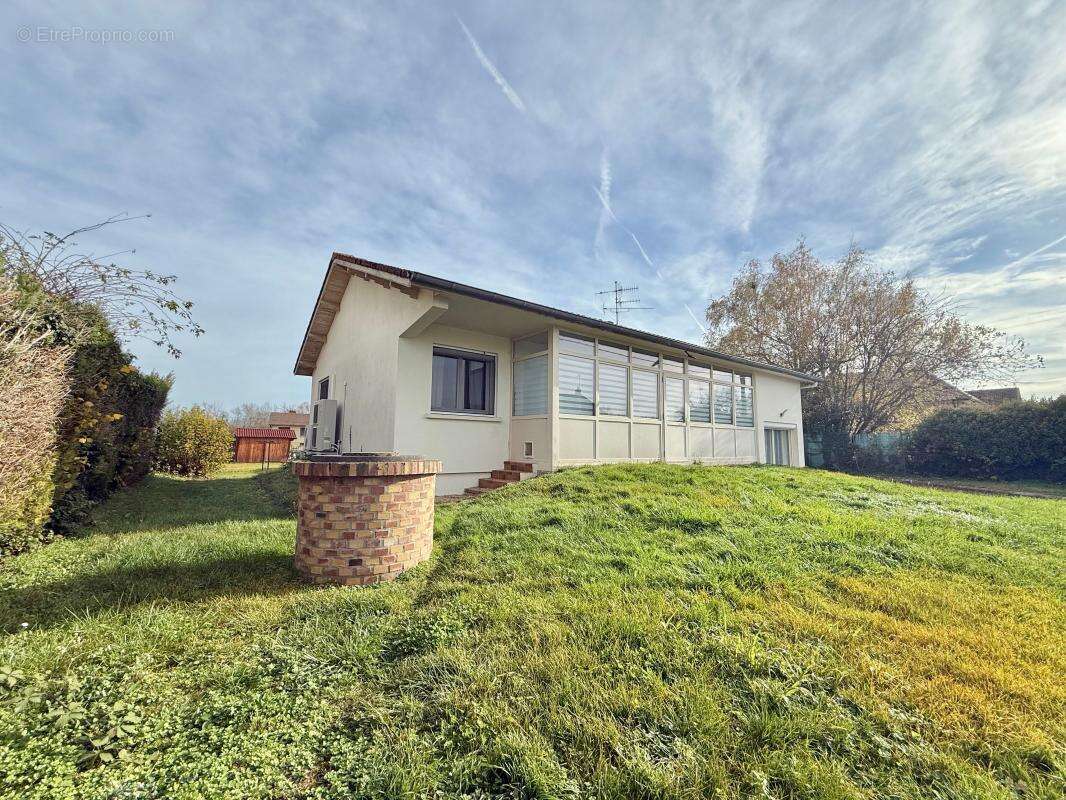 Maison à CHEVIGNY-SAINT-SAUVEUR