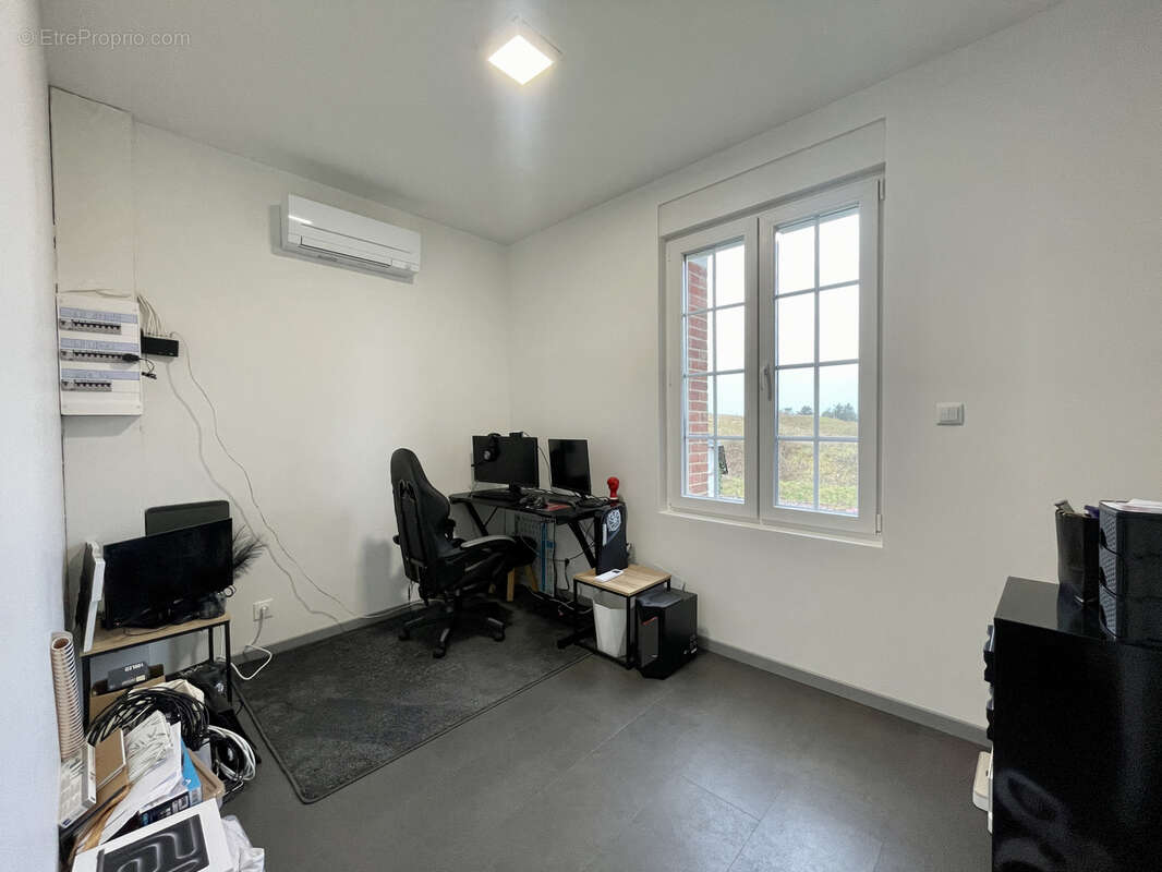 Maison à ANGERVILLE-LA-CAMPAGNE